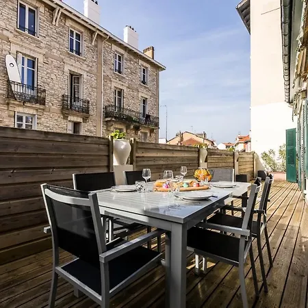 Апартаменти Pop Keyweek 3 Bedrooms With Terrace & Parking Center *