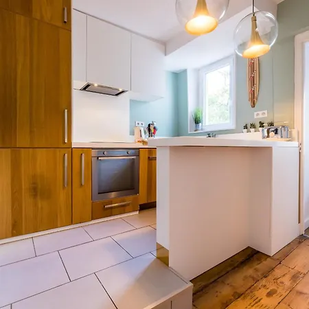 Pop Keyweek 3 Bedrooms With Terrace & Parking Center Апартаменти *