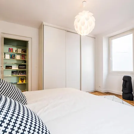 Апартаменти Pop Keyweek 3 Bedrooms With Terrace & Parking Center Біарріц