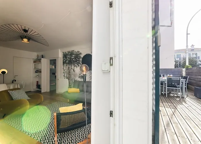 Pop Keyweek 3 Bedrooms With Terrace & Parking Center *