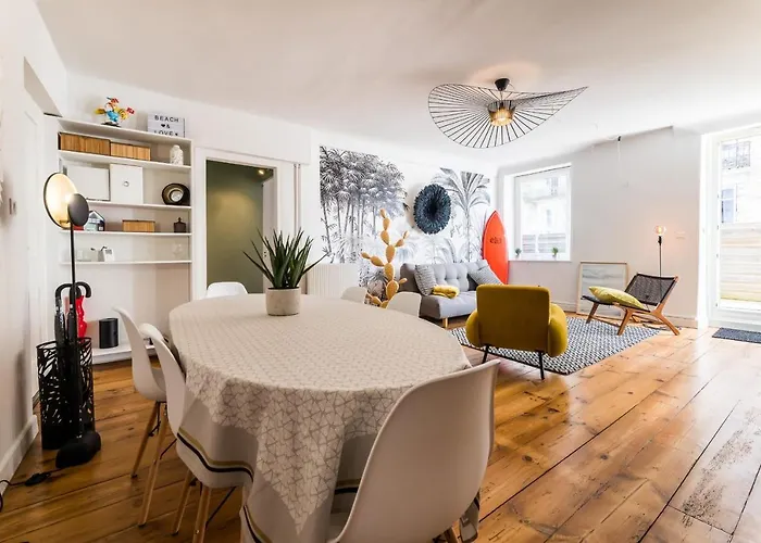 Pop Keyweek 3 Bedrooms With Terrace & Parking Center Apartment